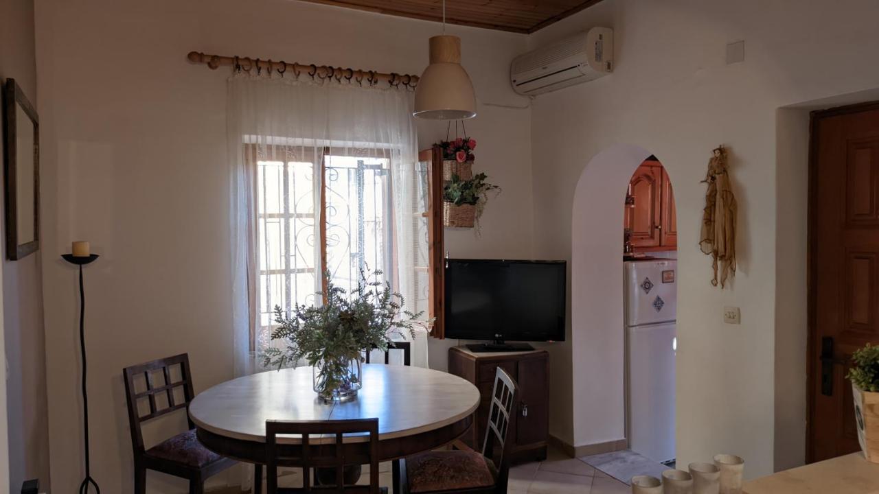 Family House At Corfu Town Lejlighed Eksteriør billede